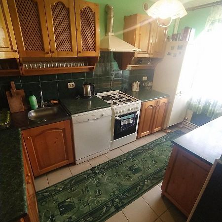 Appartement Мальва à Lazeshchyna Extérieur photo